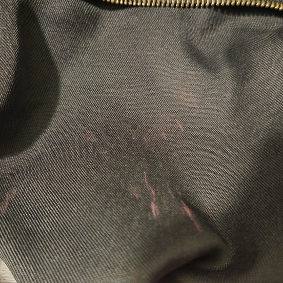 Yves Saint Laurent Black Quilted Tote with Gold Logo - Copy - Picture 16 of 16